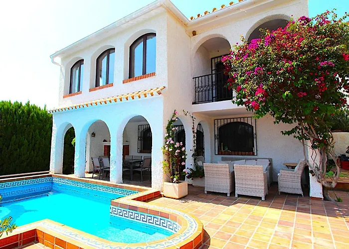 Villa Flora Nerja